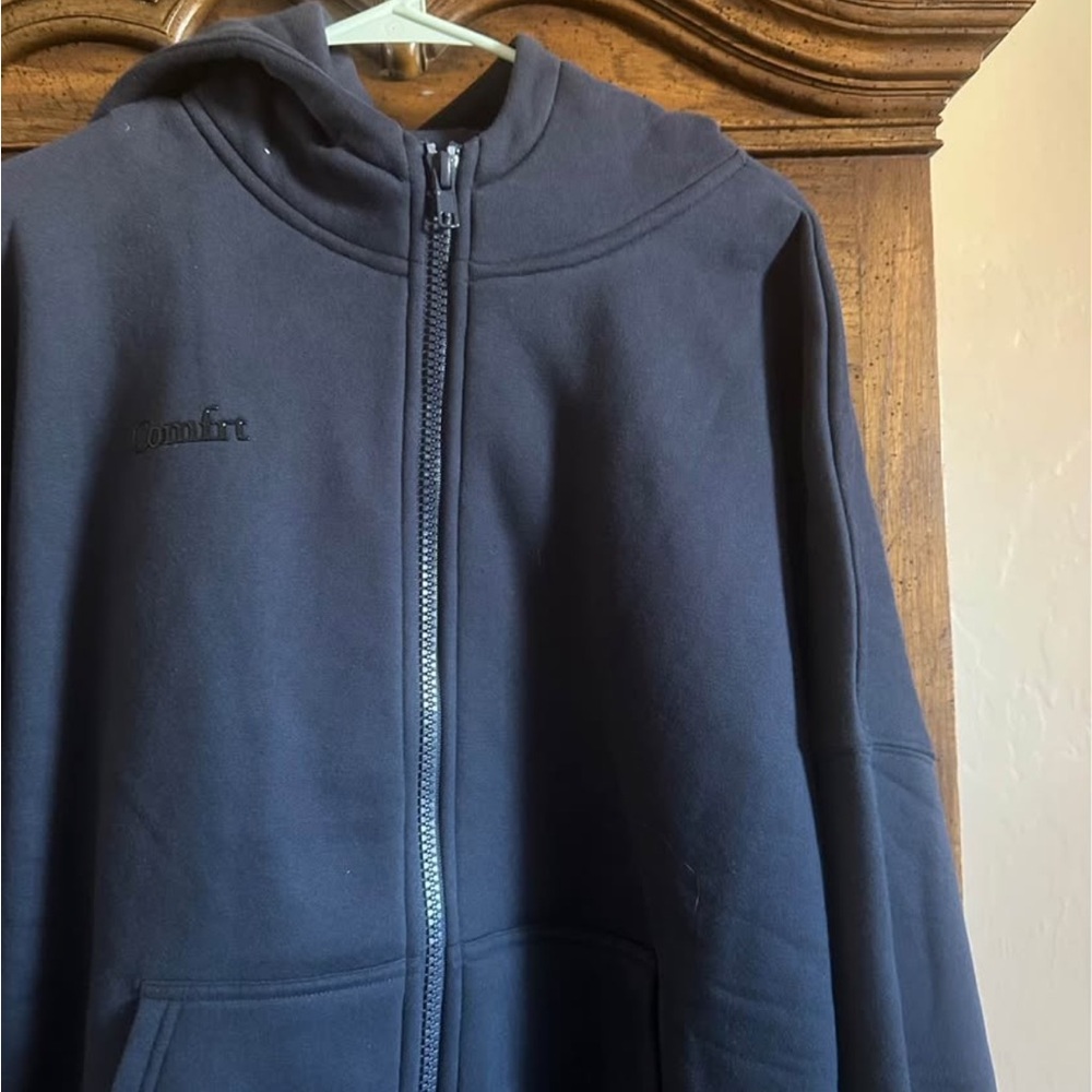 Comfrt Navy Cloud Zip Medium